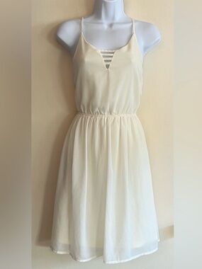 YA Los Angeles White Dress